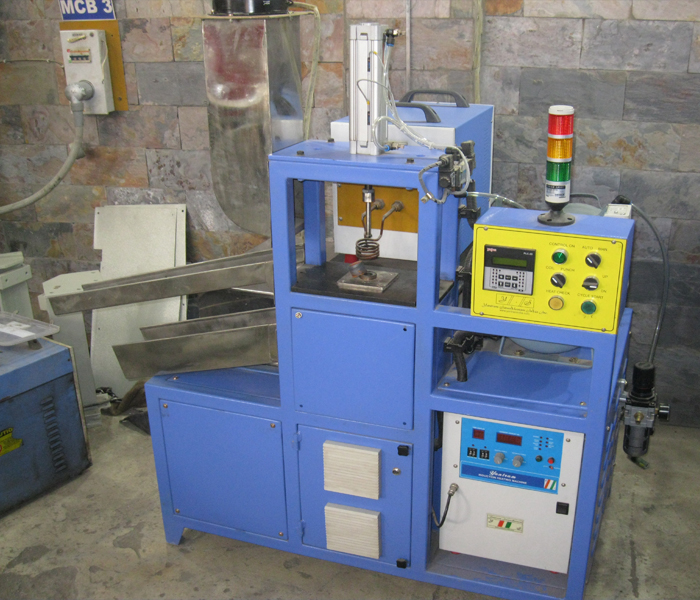 Fully Automatic Dampner Bush De-bonding Machine